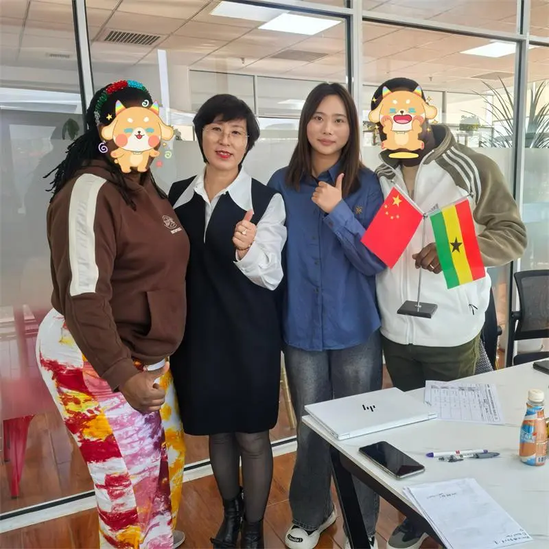 Foreign customers (3)